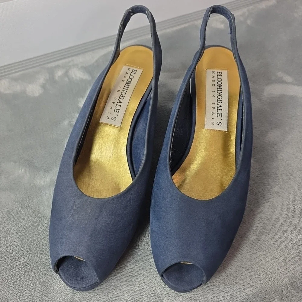 Vintage Bloomingdale's‎ Sling back Peep toe Wedges Blue Suede Size 6.5B